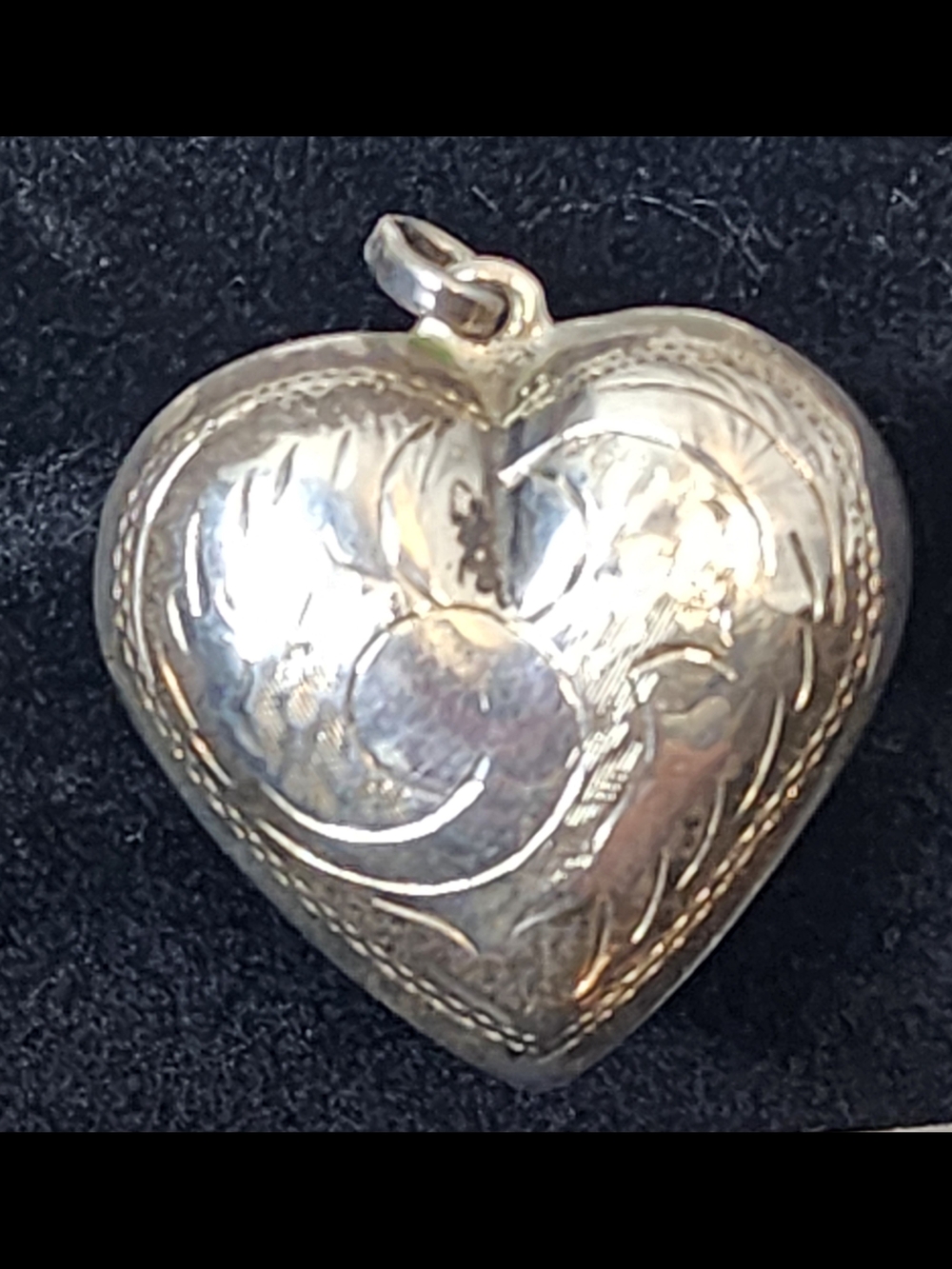 Vintage Sterling Silver puffy heart Pendant